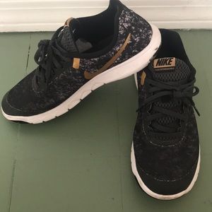 Nike Flex Experience RN 6